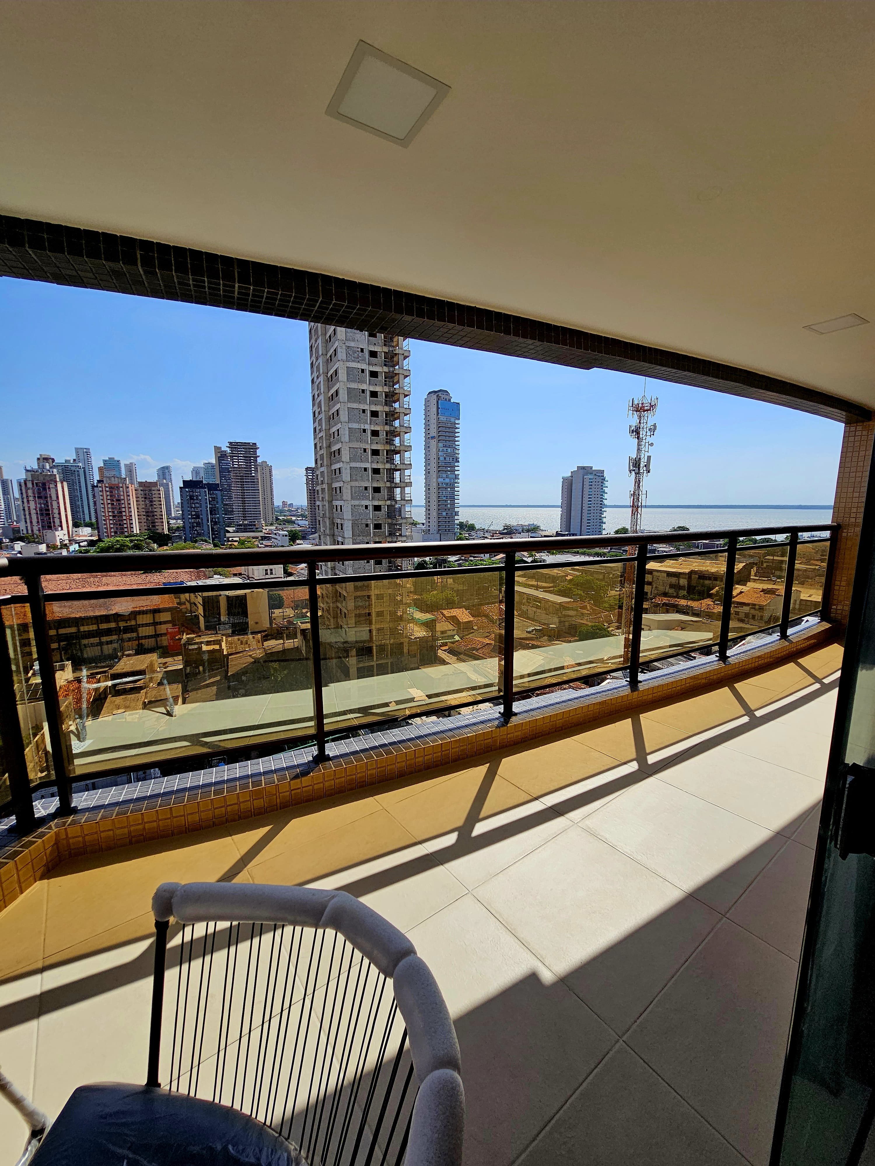 #2886 - Apartamento para Locação em Belém - PA