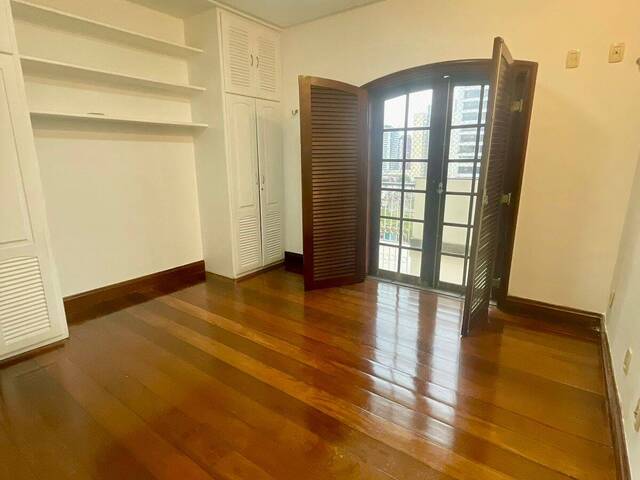 #2893 - Apartamento para Locação em Belém - PA