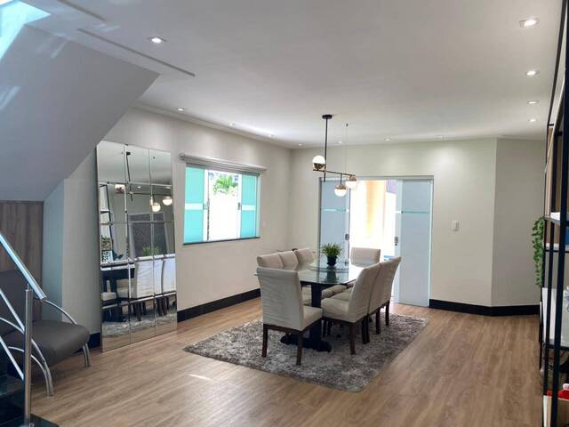 #1704 - Casa para Venda em Belém - PA