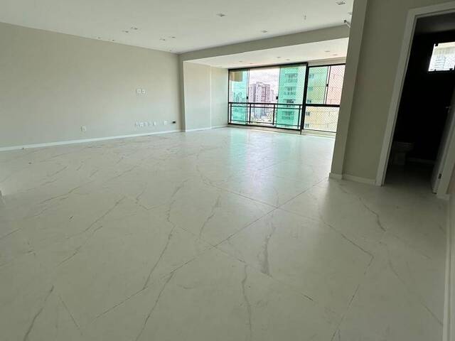 Apartamento para Venda em Belém - 2