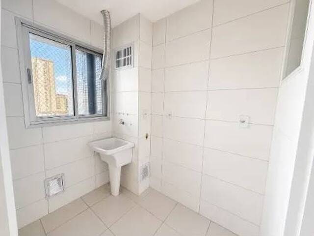 Apartamento para Locação em Belém - 2